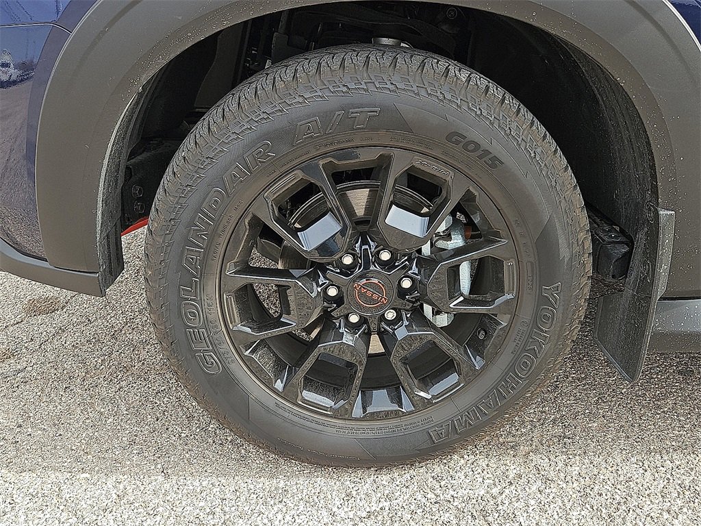 Used 2025 Nissan Armada PRO-4X image 7