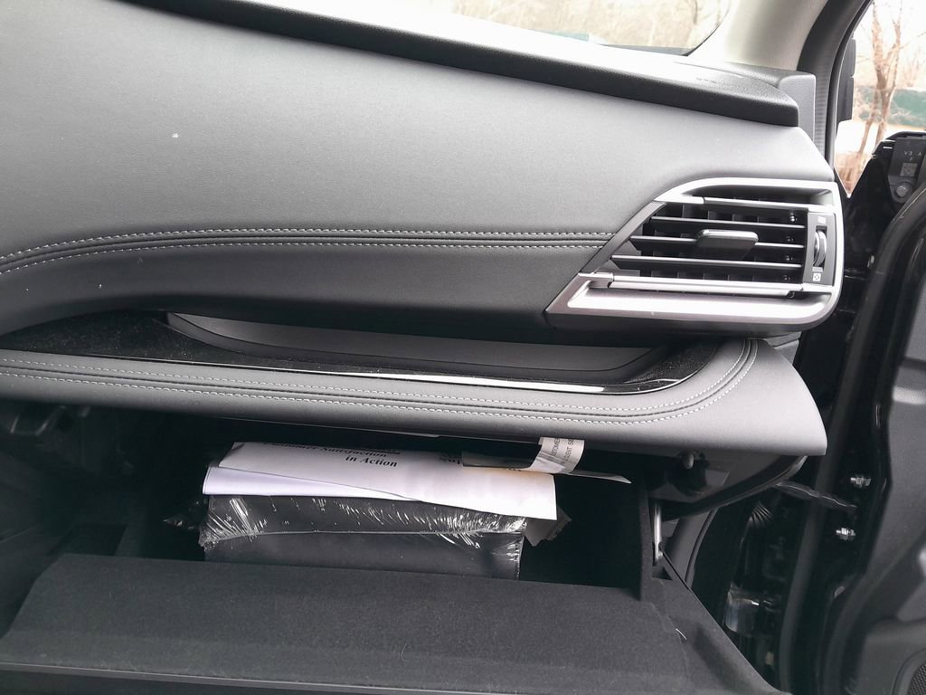 Used 2025 Subaru Legacy Limited image 36