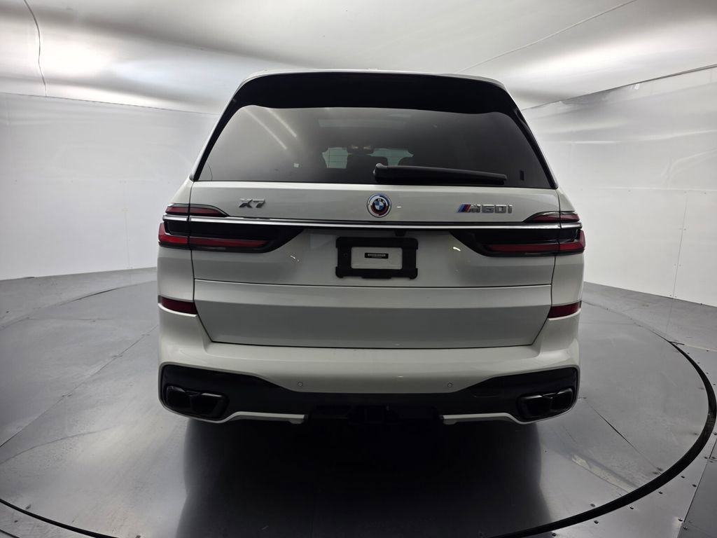 Used 2023 BMW X7 M60i w/ Executive Package AWD/4WD image 5
