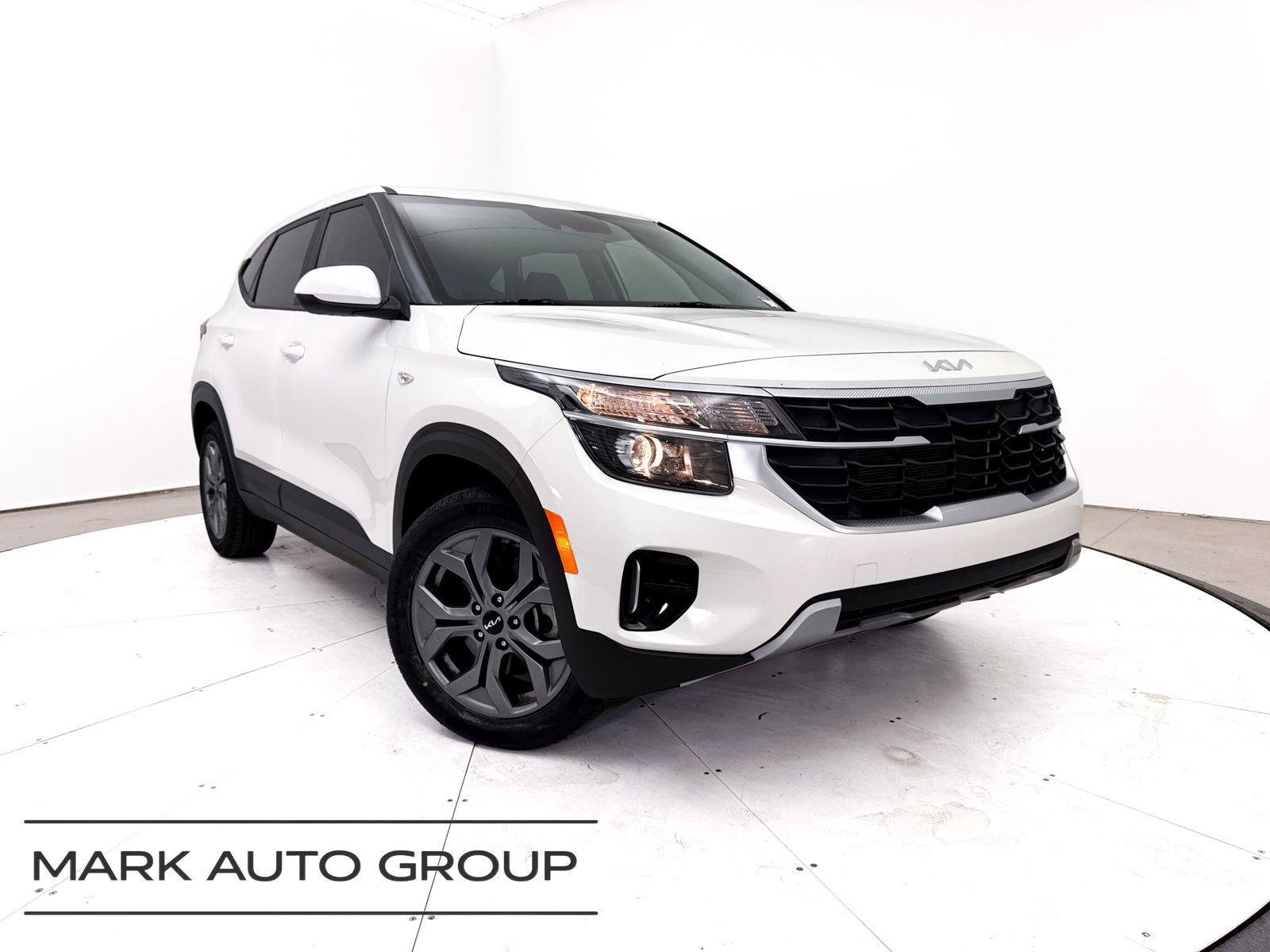 Certified 2024 Kia Seltos LX AWD/4WD image 1