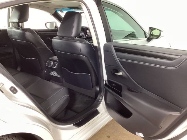 Used 2023 Lexus ES 300h w/ Premium Package FWD image 23