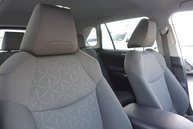 Used 2024 Toyota RAV4 XLE image 15