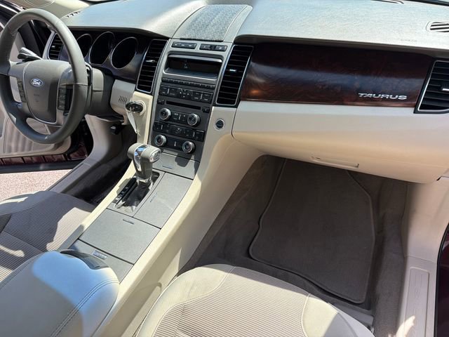 Used 2011 Ford Taurus SEL w/ 201A Rapid Spec Order Code FWD image 30