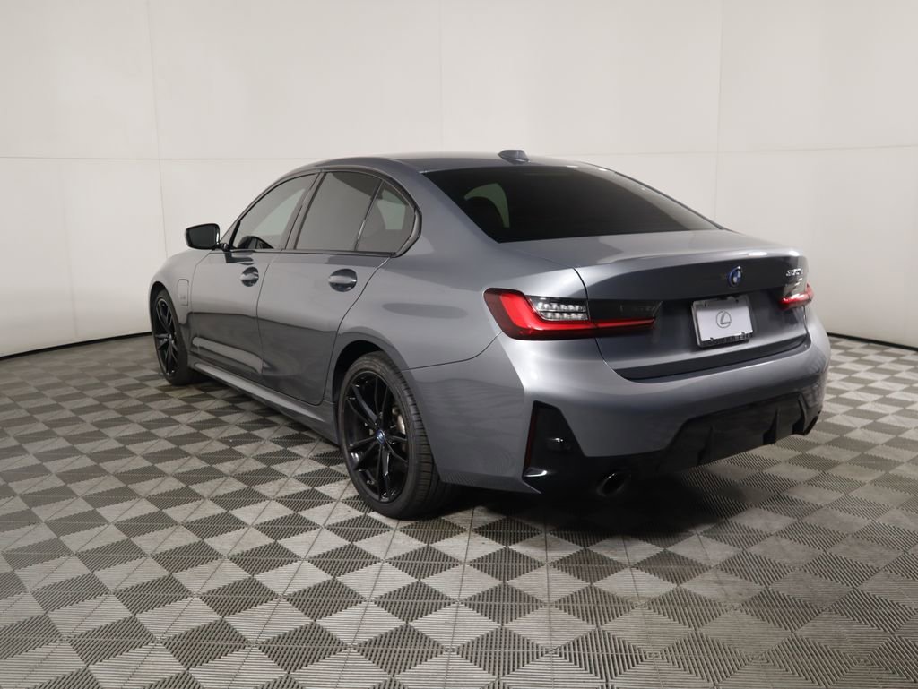 Used 2023 BMW 330e w/ M Sport Package image 7
