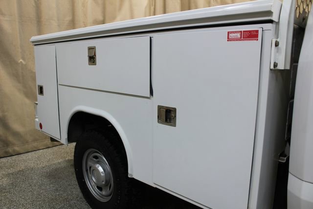 Used 2018 Ford F250 XL w/ Power Equipment Group image 12
