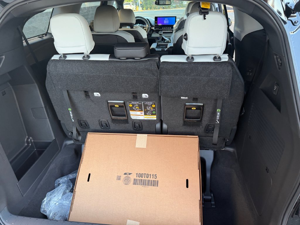 New 2026 Toyota Sienna XSE AWD/4WD image 20