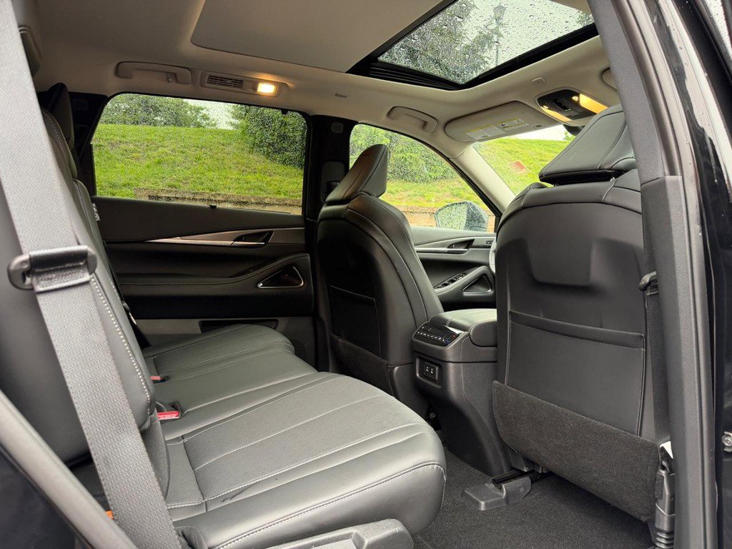 Used 2026 INFINITI QX60 Luxe w/ Cargo Package AWD/4WD image 10