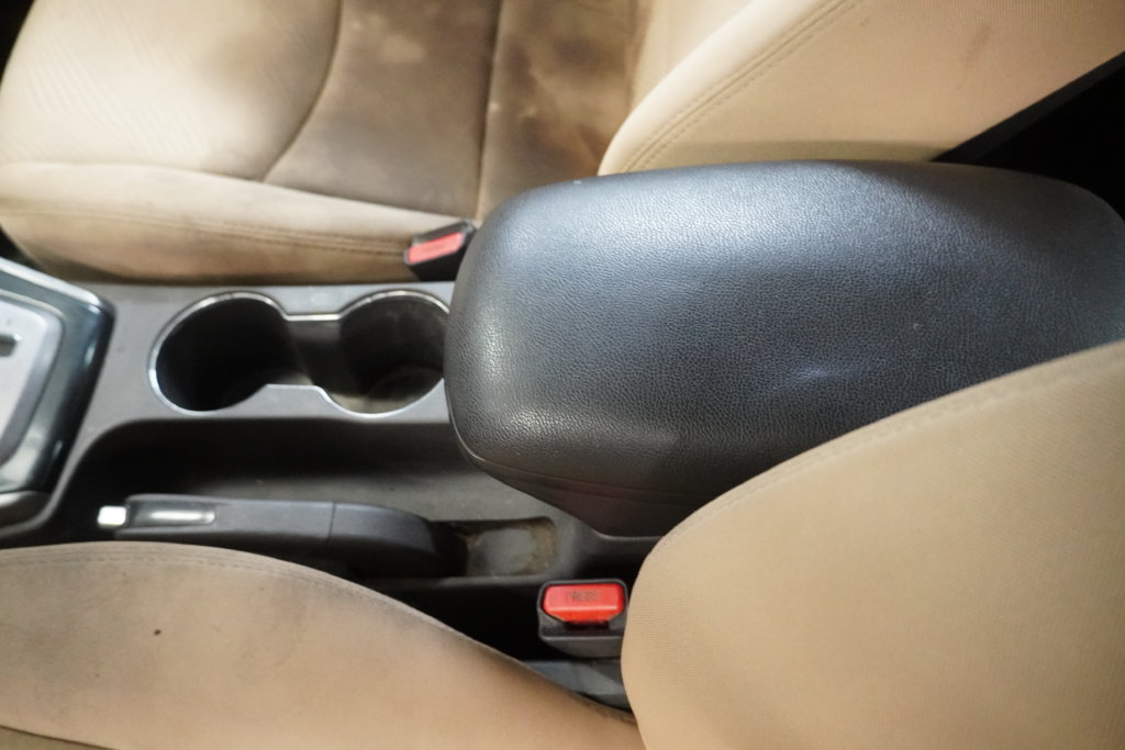 Used 2013 Hyundai Elantra GLS FWD image 22