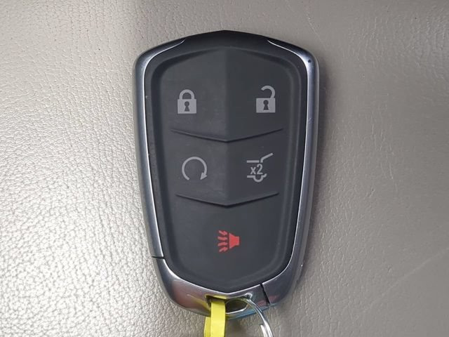 Used 2020 Cadillac XT4 Premium Luxury FWD image 34