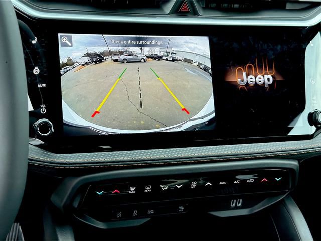 New 2026 Jeep Cherokee Limited image 24