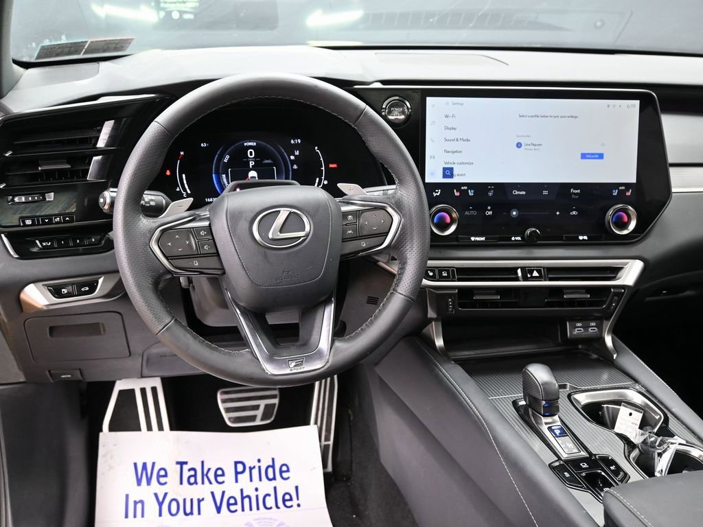 Used 2024 Lexus RX 500h F Sport w/ Convenience Package image 31