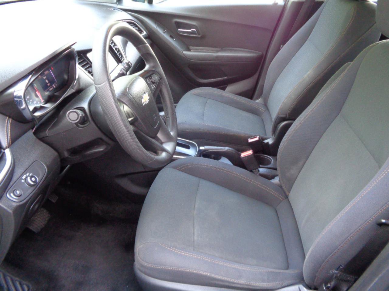 Used 2018 Chevrolet Trax LS FWD image 10