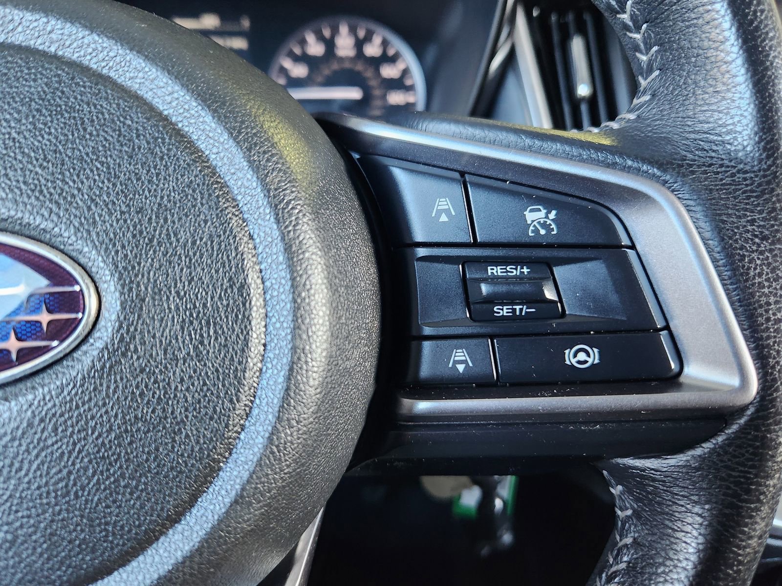 Used 2023 Subaru Outback Premium image 34