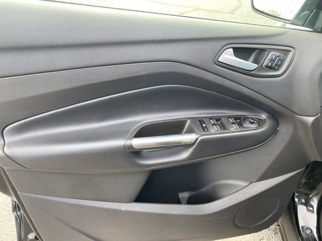 Used 2019 Ford Escape Titanium image 15