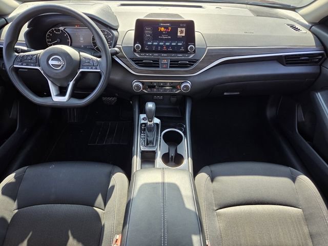 Certified 2024 Nissan Altima 2.5 SV FWD image 11