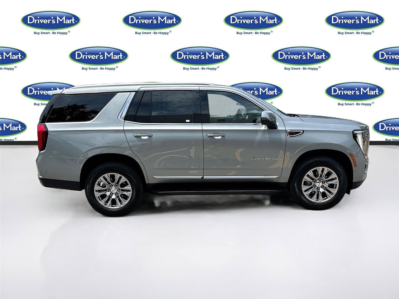 Used 2025 GMC Yukon Denali AWD/4WD image 8