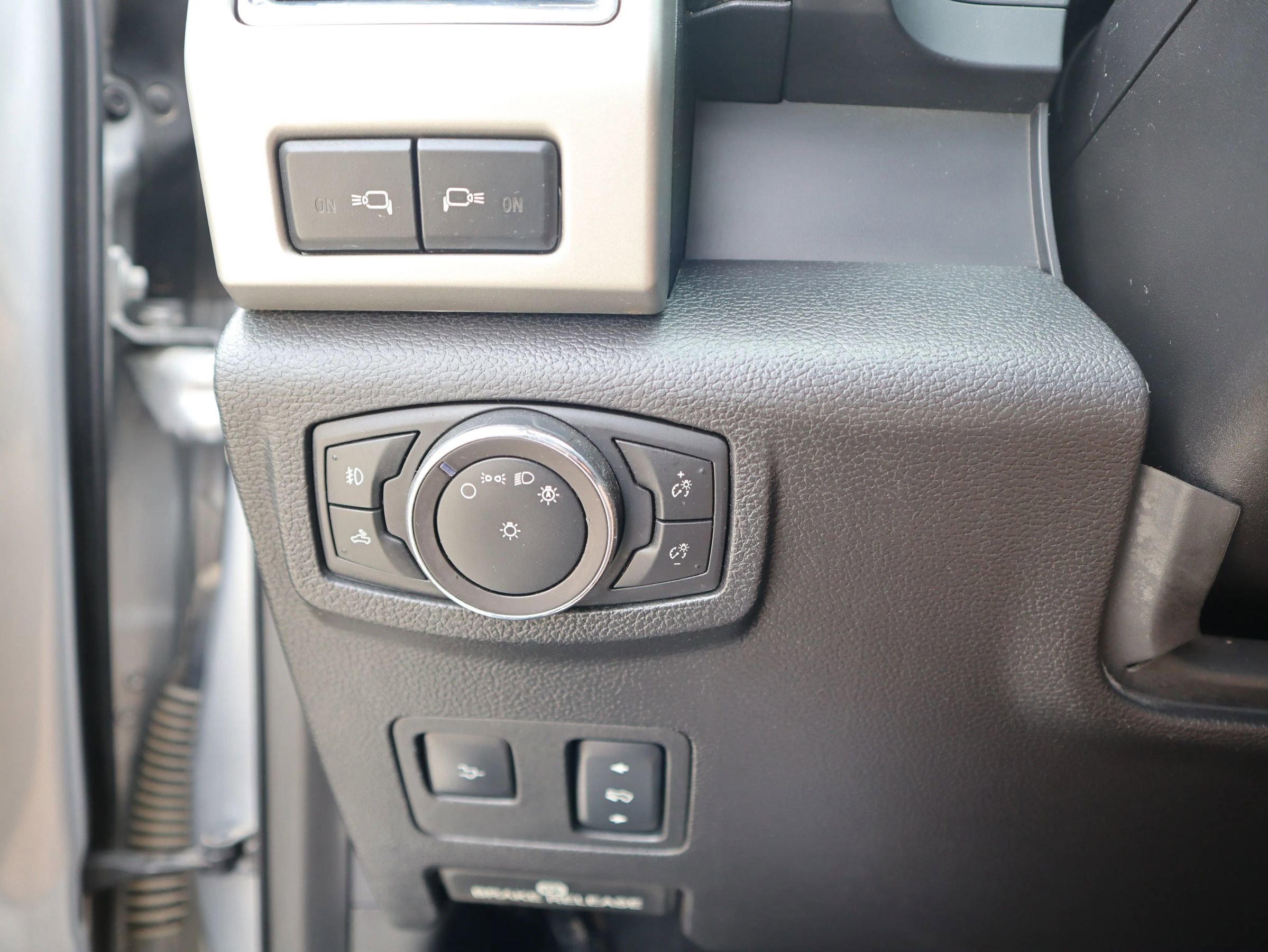 Used 2018 Ford F250 Lariat w/ Lariat Ultimate Package image 23