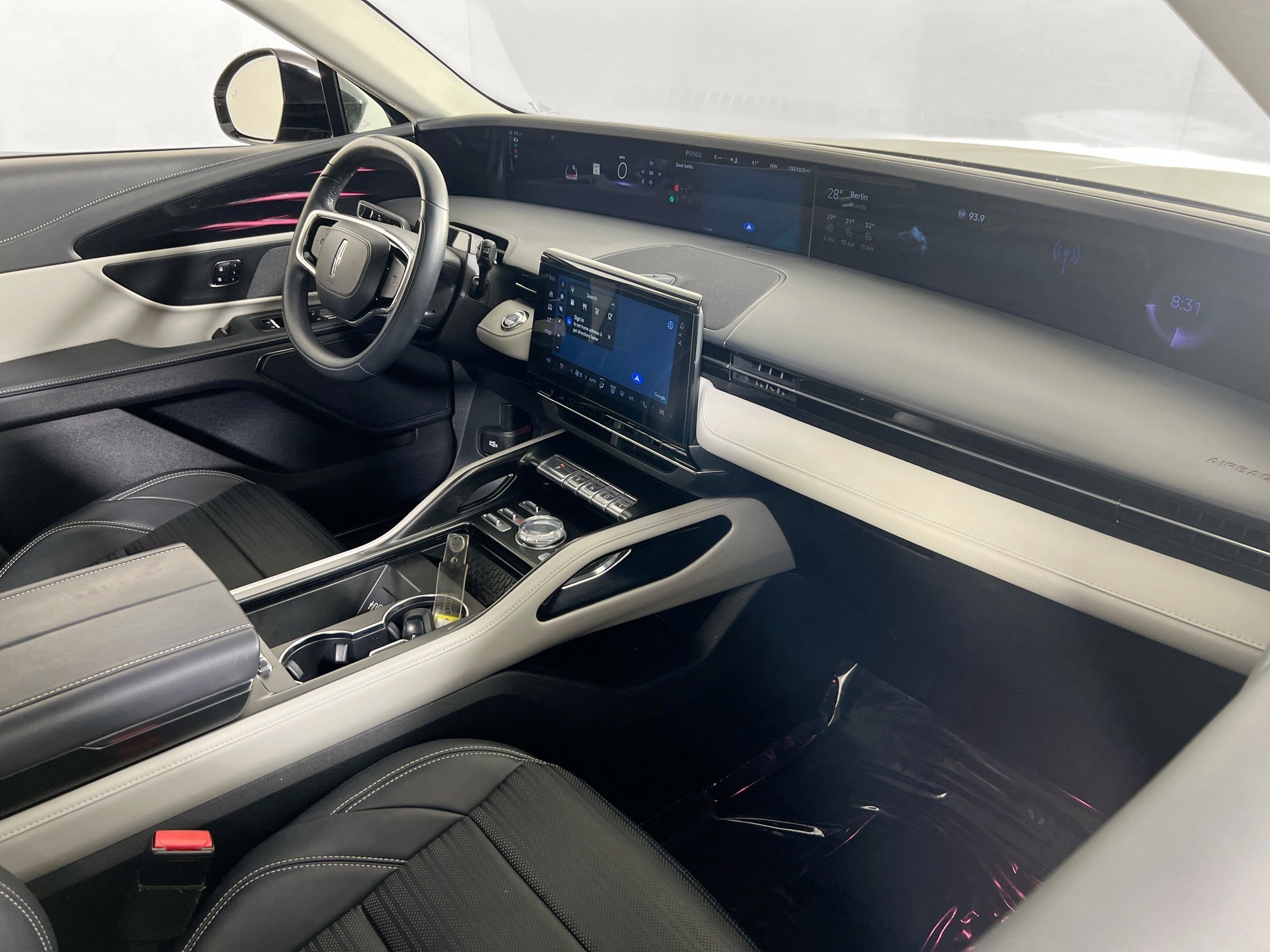 Used 2024 Lincoln Nautilus Reserve image 28