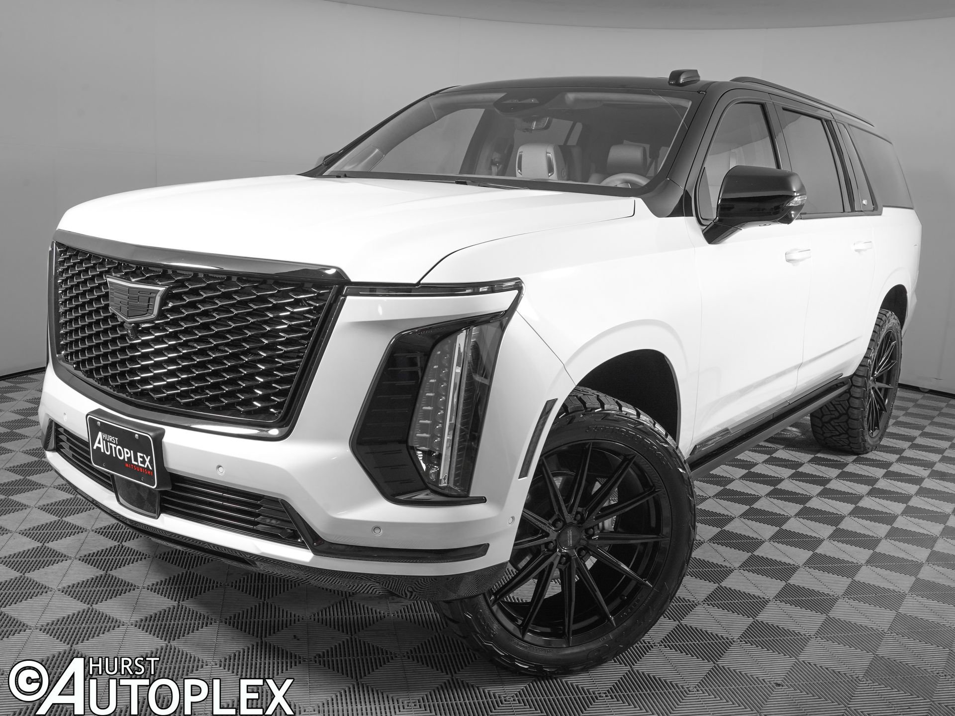 Used 2025 Cadillac Escalade ESV Sport Platinum AWD/4WD video 1