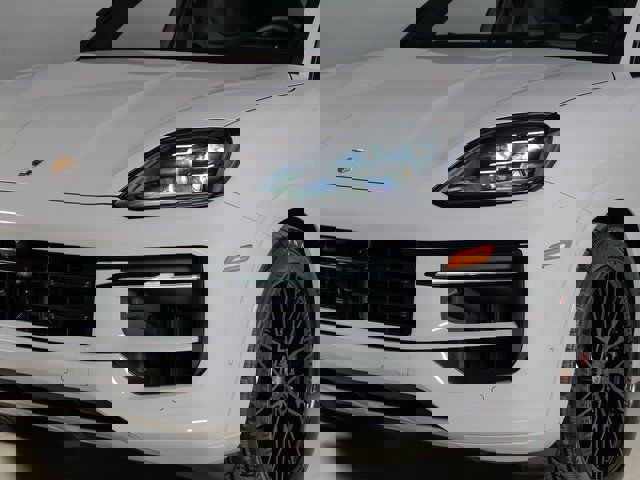 New 2026 Porsche Cayenne GTS image 29