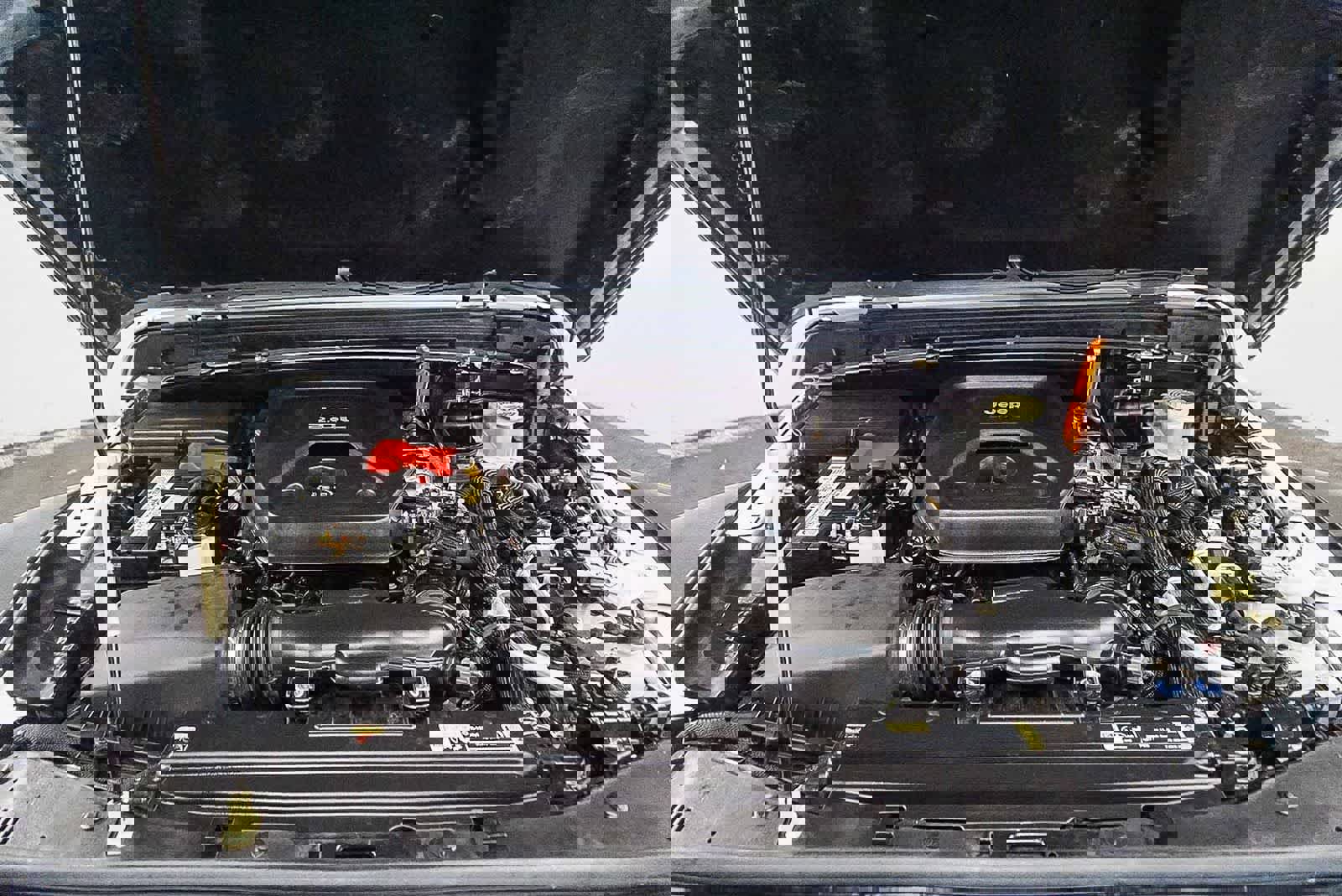 Used 2023 Jeep Wrangler Unlimited Rubicon 4xe AWD/4WD image 29