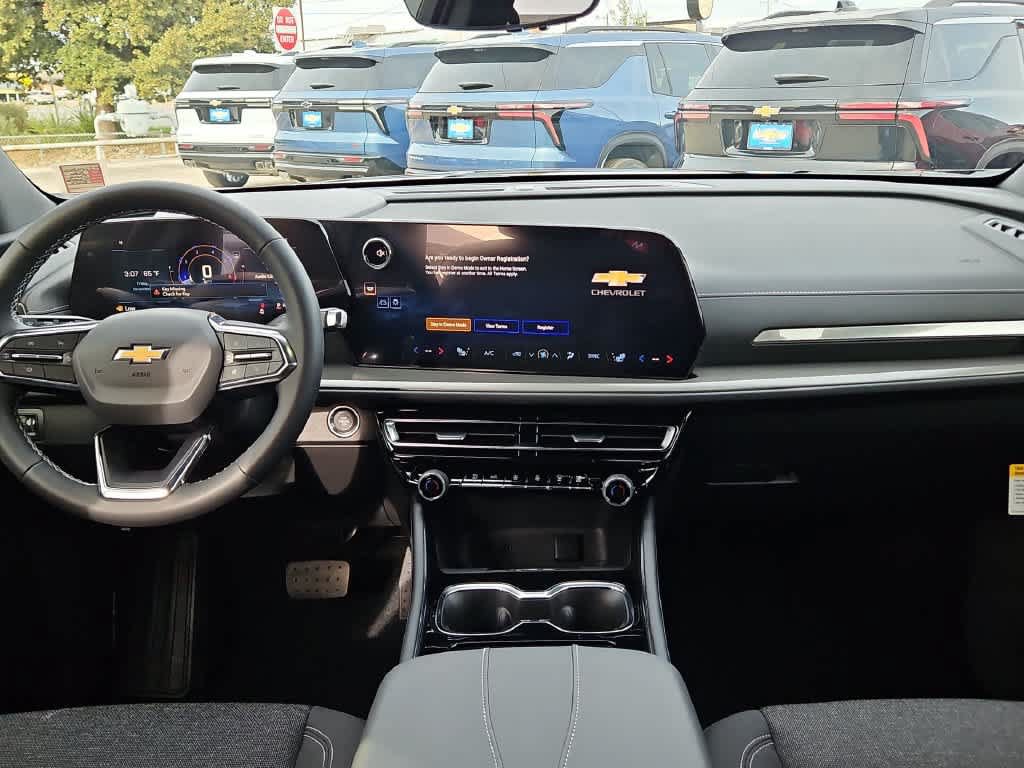 Used 2026 Chevrolet Traverse LT w/ Driver Confidence Package FWD image 15