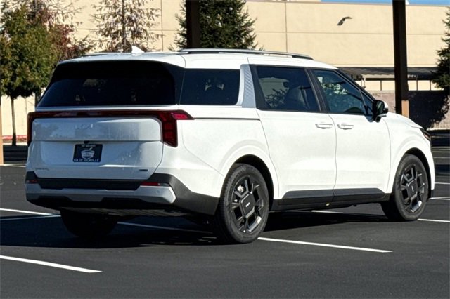 New 2026 Kia Carnival EX image 5