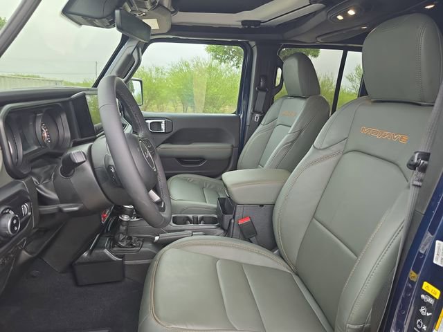 Used 2025 Jeep Gladiator Mojave image 14