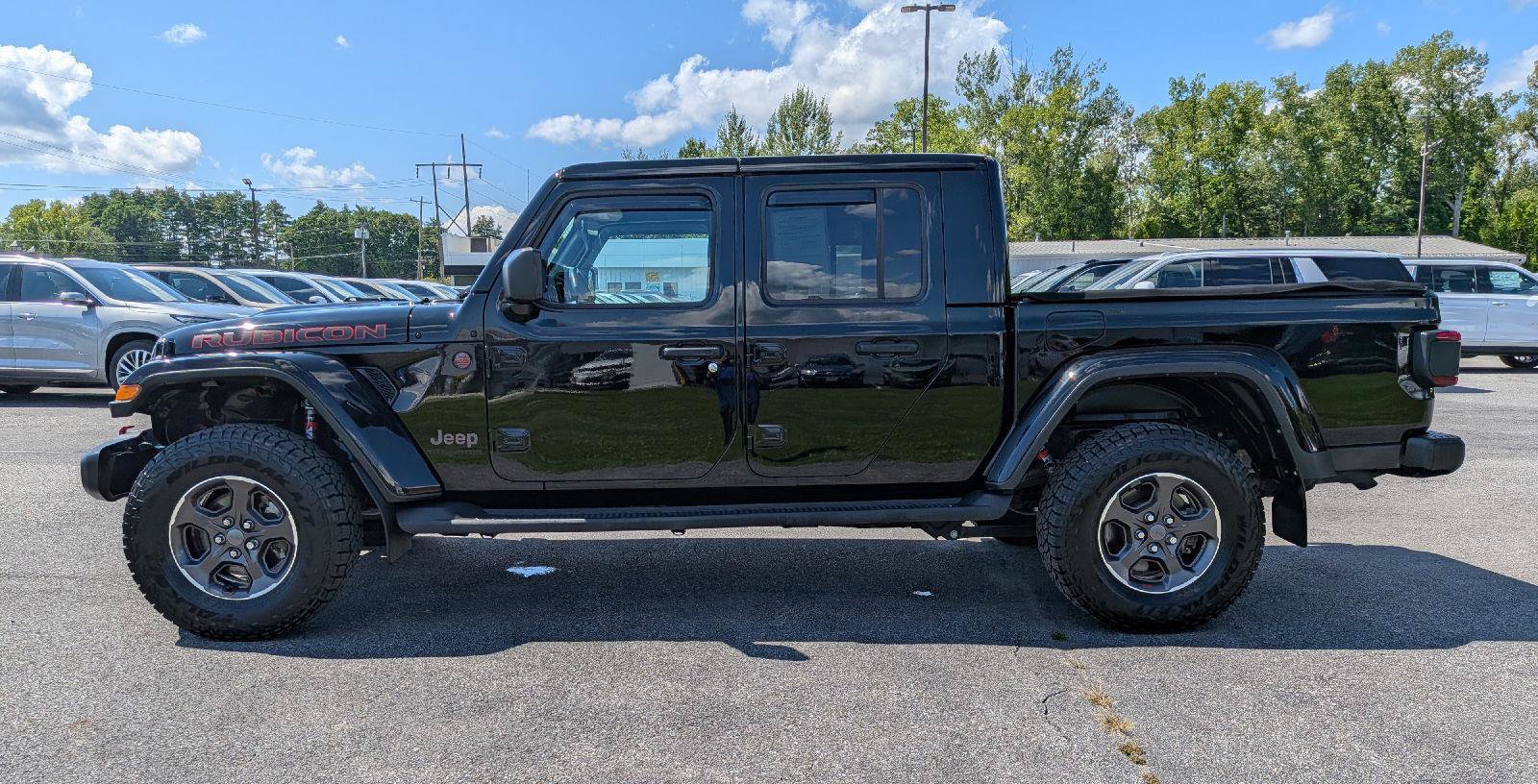 Used 2022 Jeep Gladiator Rubicon w/ LED Lighting Group AWD/4WD image 5
