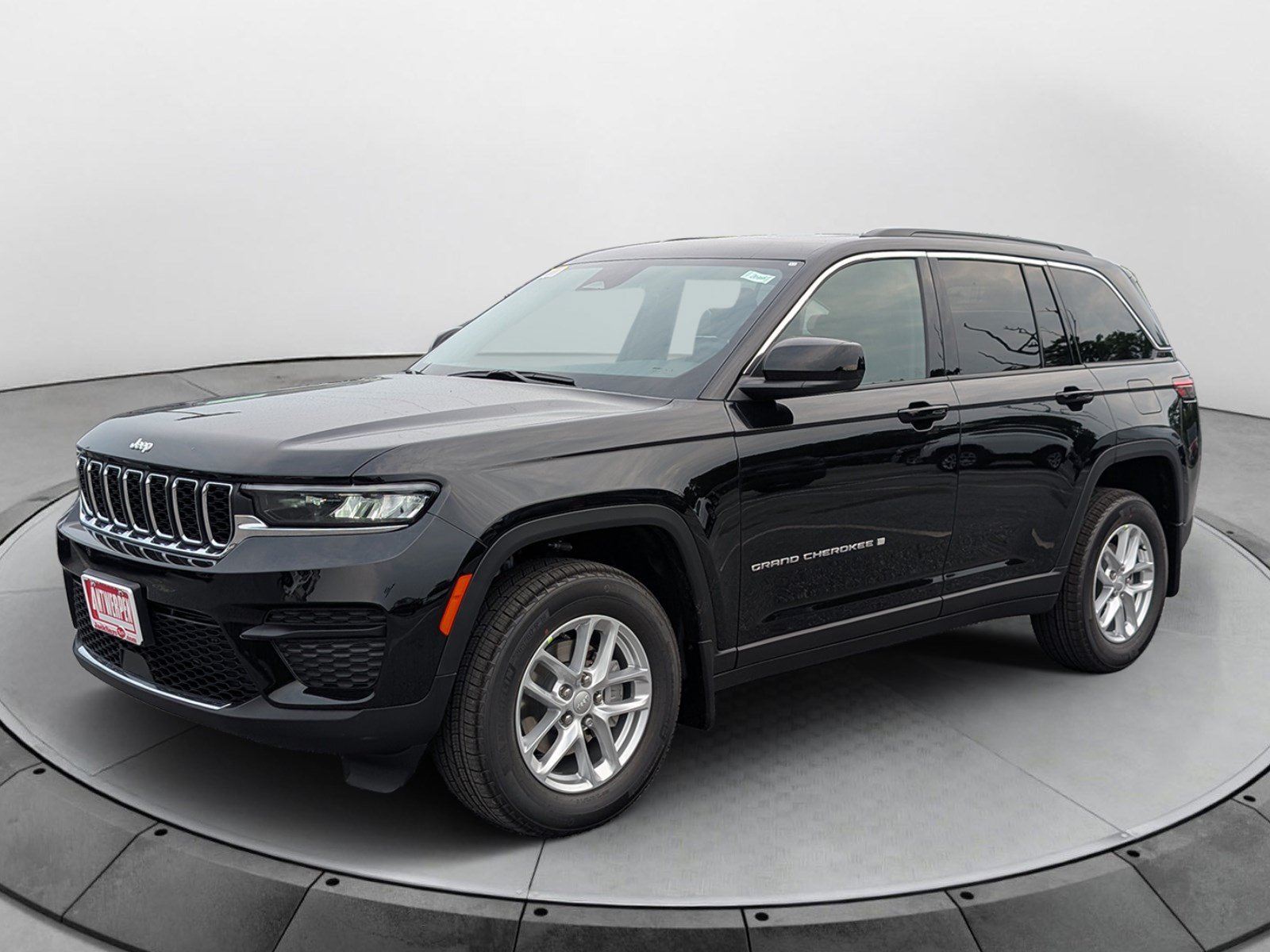 New 2026 Jeep Grand Cherokee Laredo X AWD/4WD image 6