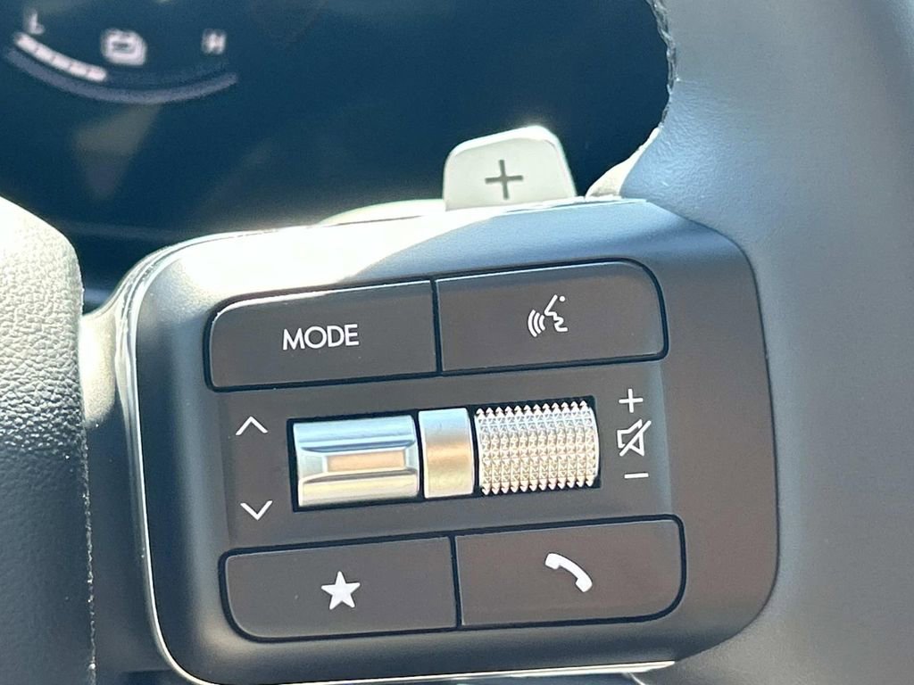 New 2026 Hyundai Santa Fe SE image 28