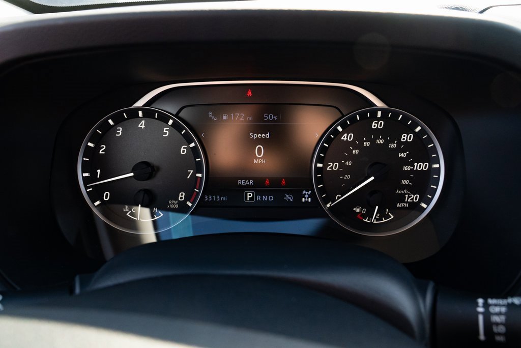 Used 2025 Nissan Frontier SV image 12