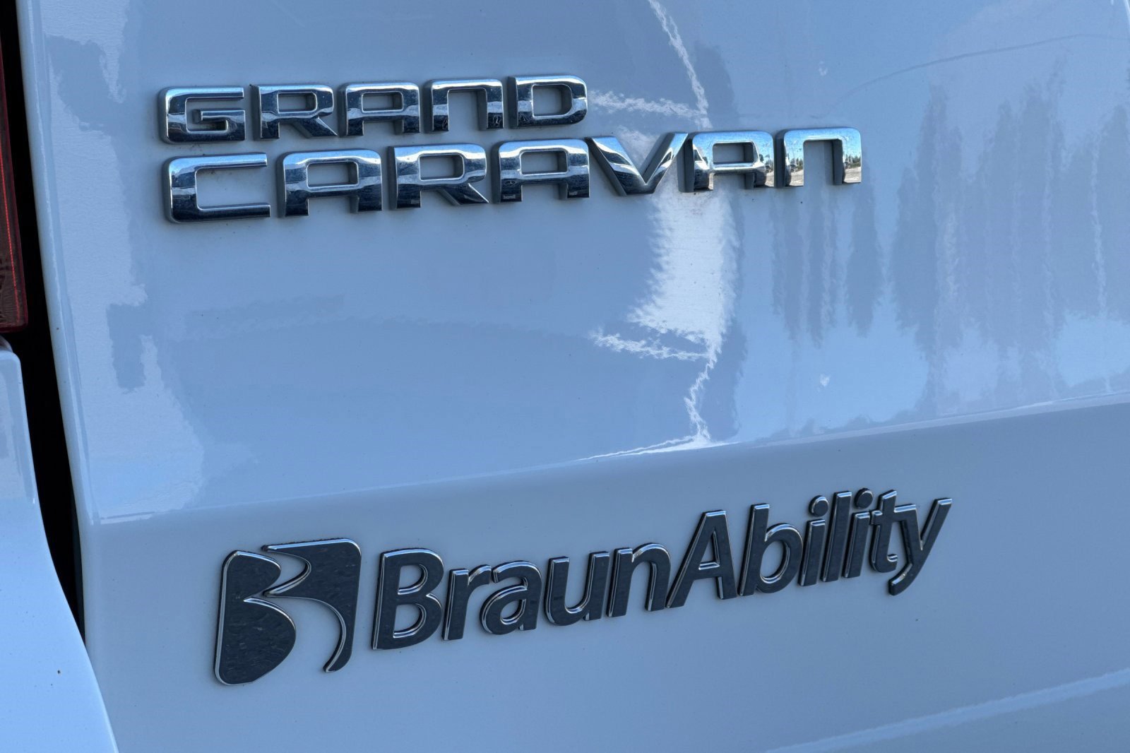 Used 2019 Dodge Grand Caravan SXT image 22