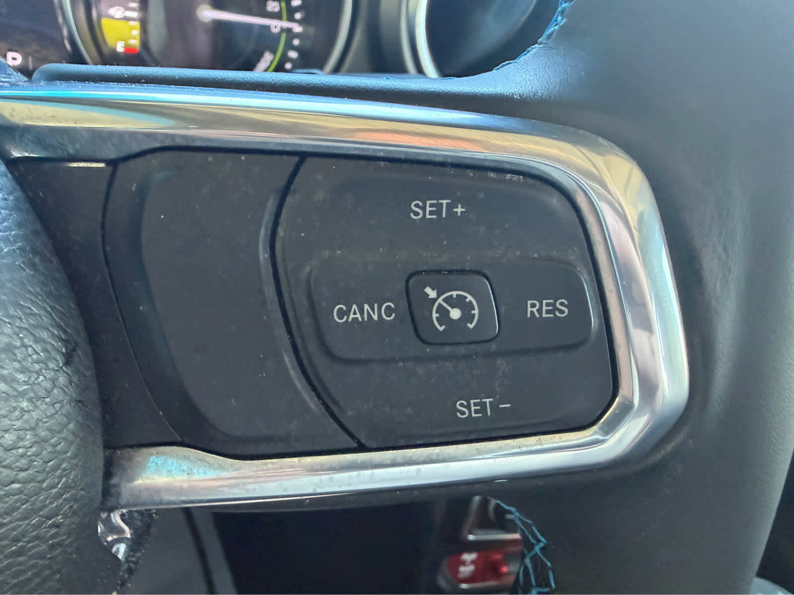 Used 2023 Jeep Wrangler Unlimited Rubicon 4xe w/ Cold Weather Group AWD/4WD image 25