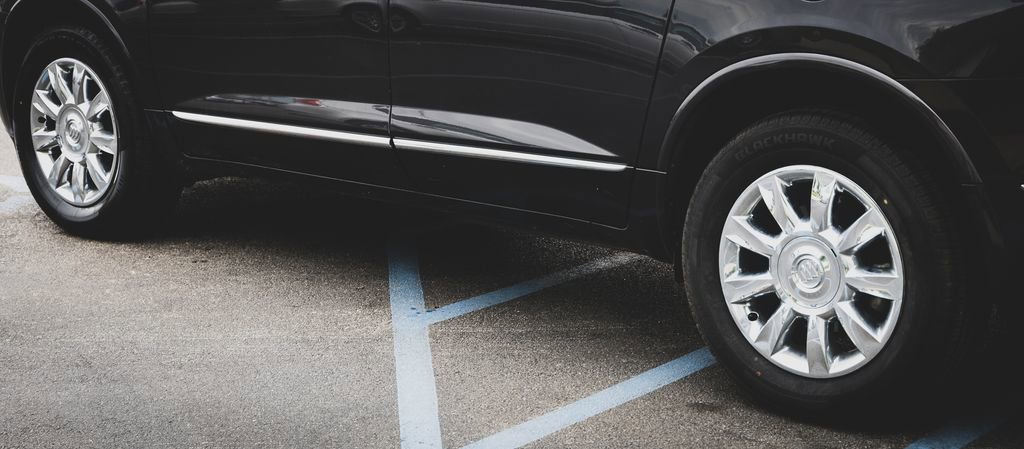 Used 2014 Buick Enclave Leather image 8