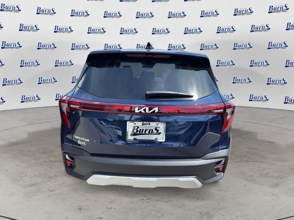 New 2026 Kia Seltos LX FWD image 6