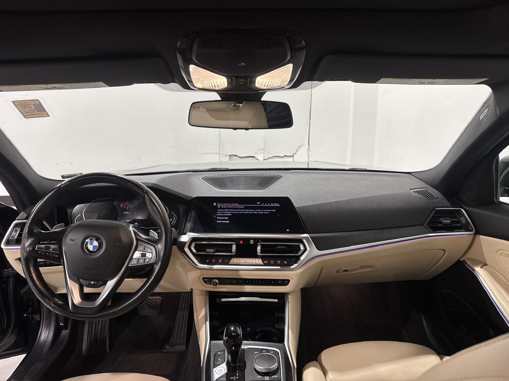 Used 2022 BMW 330i xDrive Sedan AWD/4WD image 2