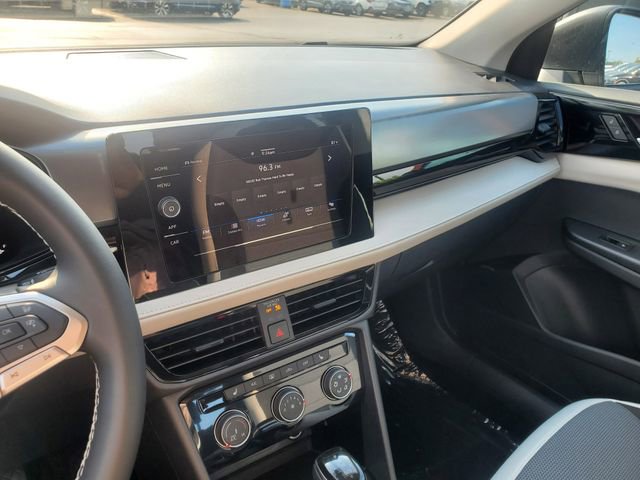 New 2025 Volkswagen Taos S image 20