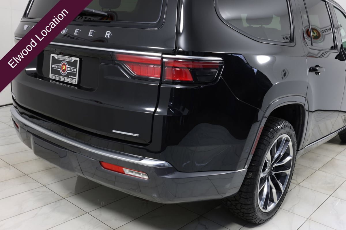 Used 2022 Jeep Wagoneer Series III w/ Premium Group I AWD/4WD image 53