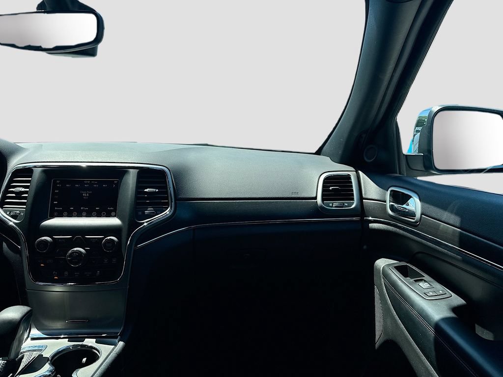 Used 2018 Jeep Grand Cherokee Limited AWD/4WD image 22