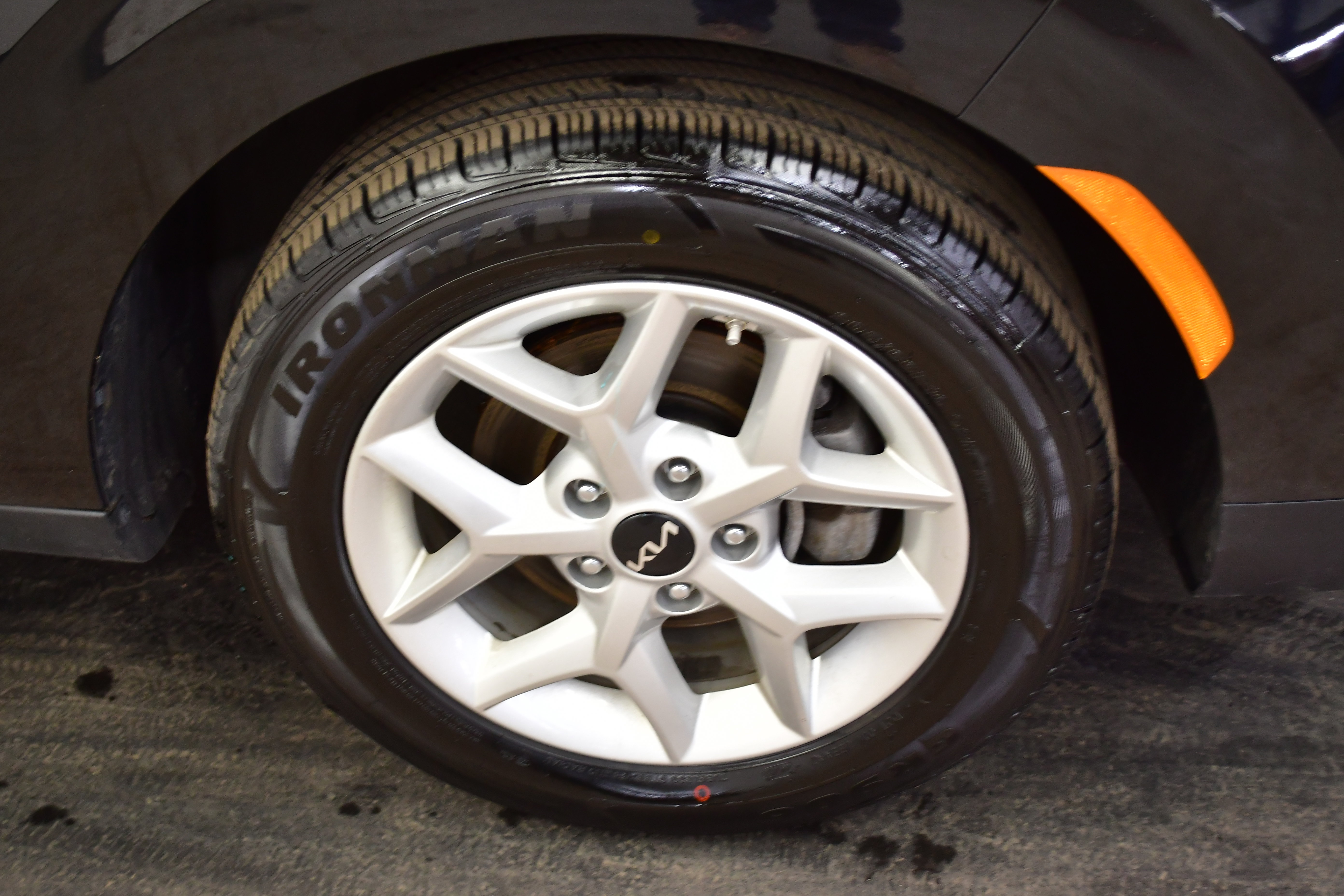 Used 2025 Kia Soul LX w/ LX Technology Package image 36