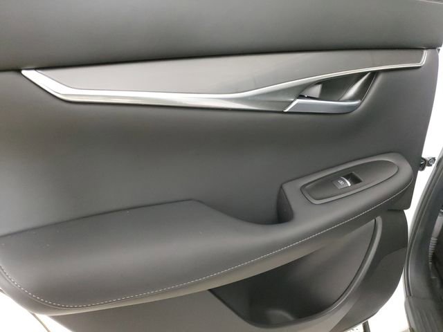 Certified 2025 INFINITI QX50 Luxe image 10