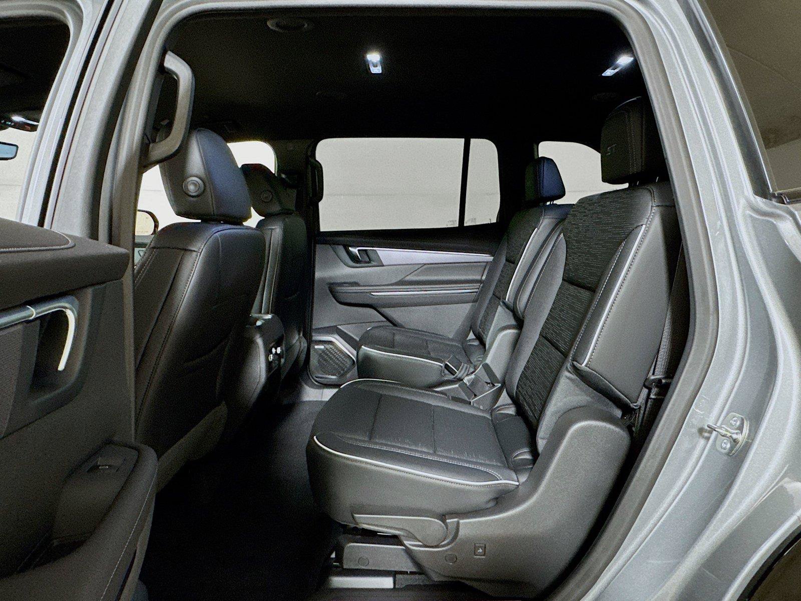 New 2026 Buick Enclave Sport Touring w/ Power Package FWD image 13