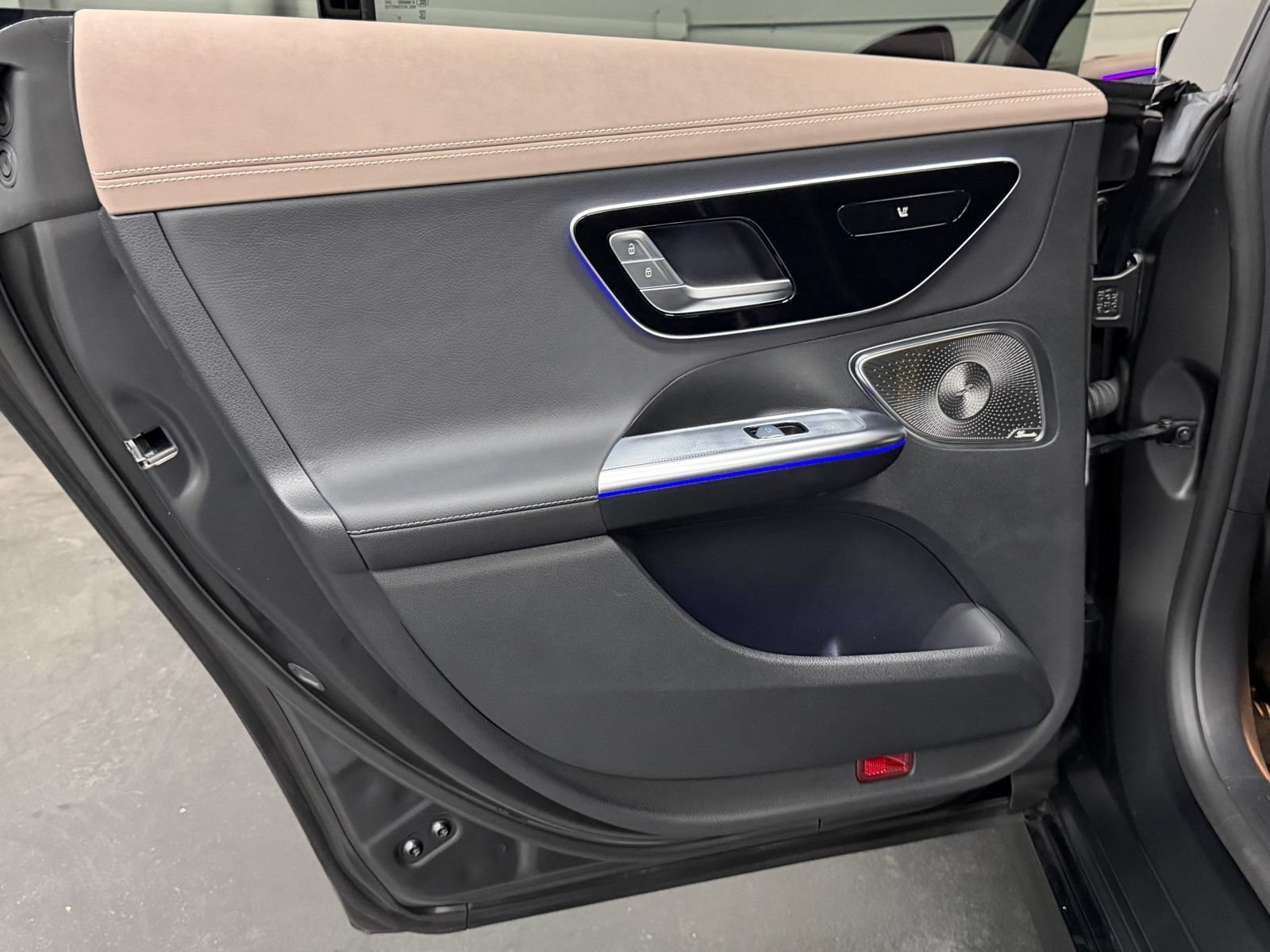 Used 2023 Mercedes-Benz EQE AMG 4MATIC Sedan w/ Pinnacle Trim Package image 40