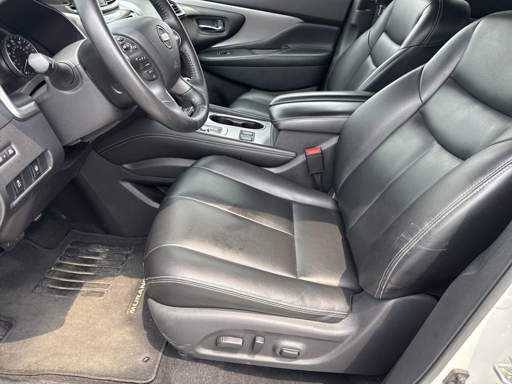 Used 2022 Nissan Murano SV FWD image 12