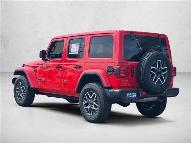 Used 2025 Jeep Wrangler Sahara image 8