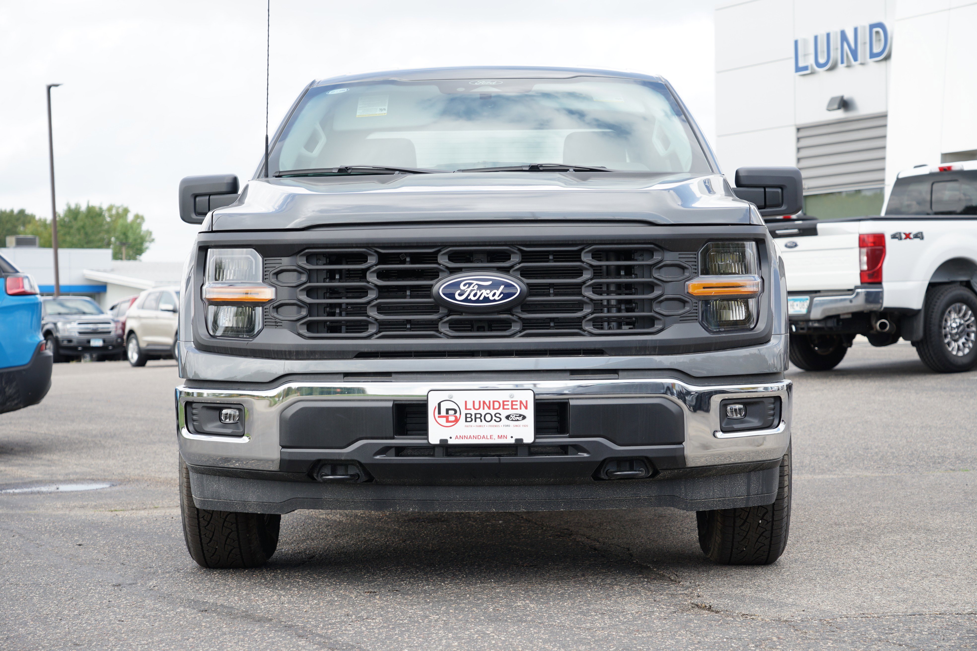 New 2025 Ford F150 XL w/ Equipment Group 103A High image 9