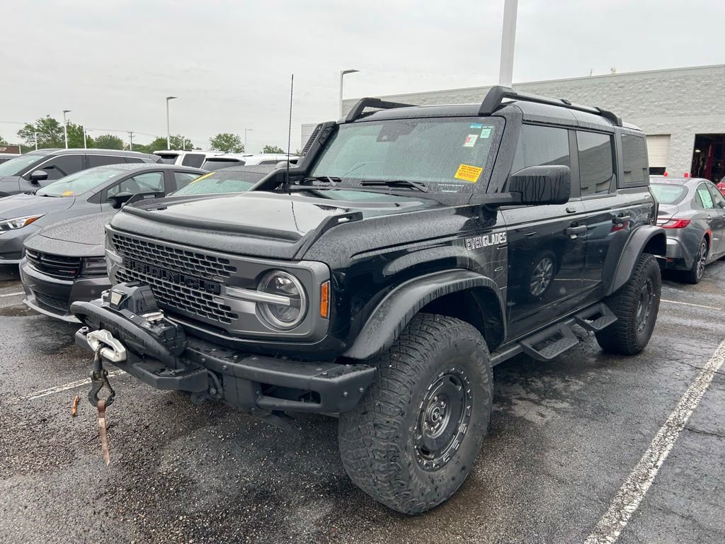 Used 2022 Ford Bronco Everglades AWD/4WD image 2