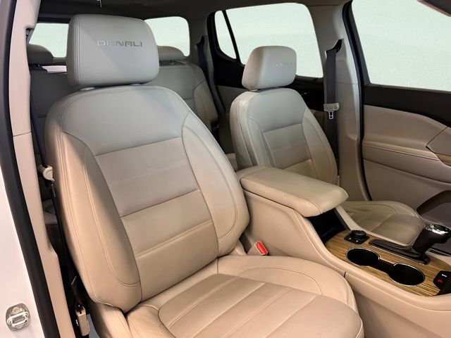 Used 2017 GMC Acadia Denali w/ Technology Package image 12