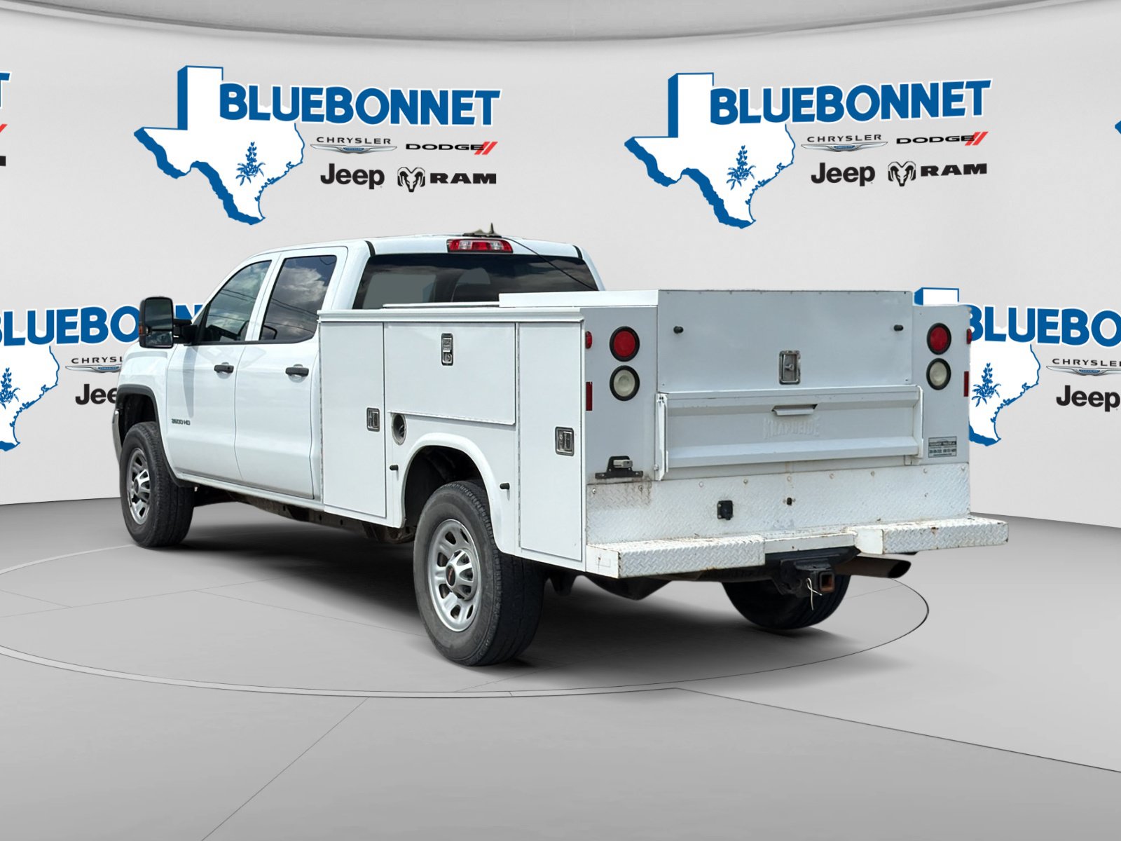 Used 2019 GMC Sierra 3500 4x4 Crew Cab w/ Sierra Convenience Package image 7